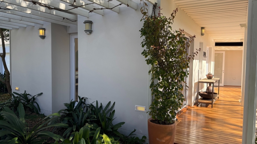 To Let 2 Bedroom Property for Rent in Thesen Islands Western Cape